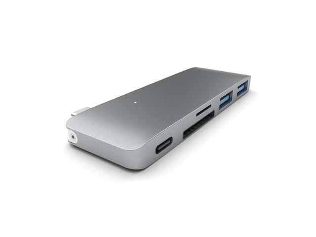 Кабели и Адаптери Satechi USB-C Pass Through USB Hub