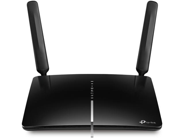 Мрежово оборудване TP-Link Archer MR600 AC1200