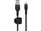 Кабели и Адаптери Belkin BoostCharge Pro Flex USB-A кабел с Lightning конектор, 2 метра, черен